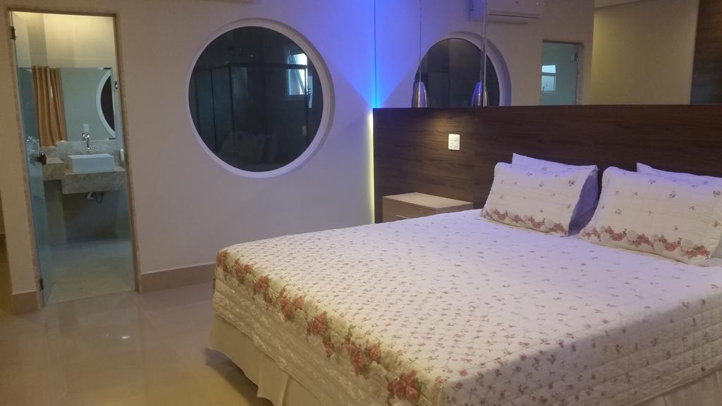 Kamur Plaza Hotel Goianesia Bilik gambar