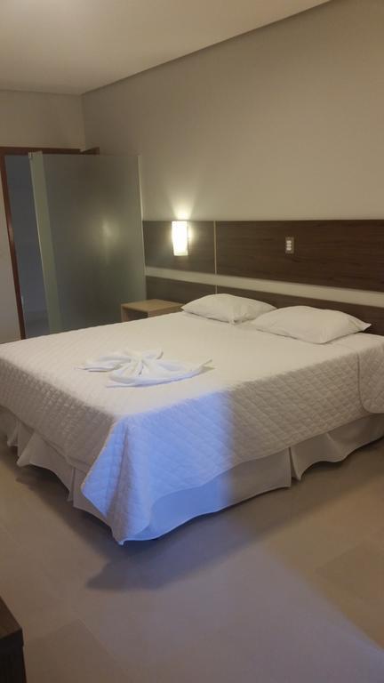 Kamur Plaza Hotel Goianesia Bilik gambar